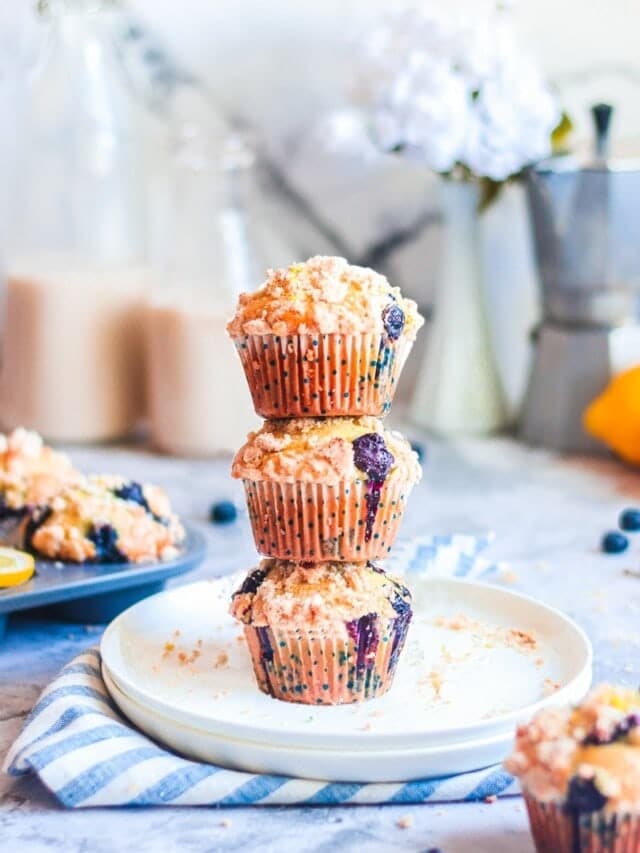 cropped-final-photoshopped-vegan-lemon-blueberry-muffins-1.jpg