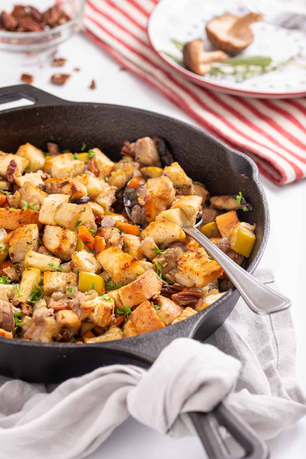vegan stuffing in a cast iron skillet