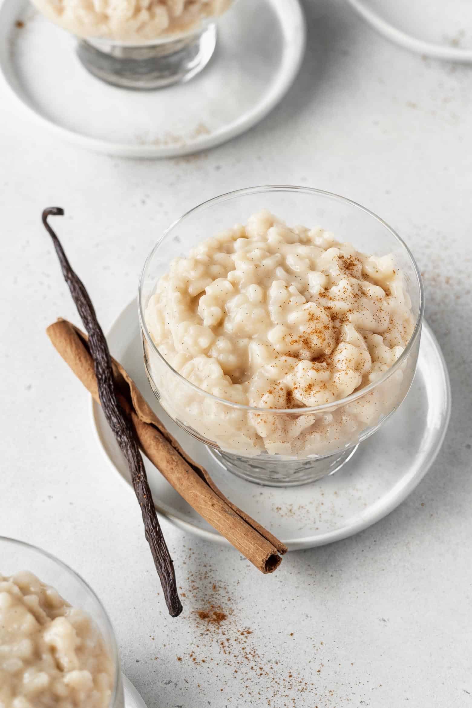 bowls of vegan rice pudding on a table