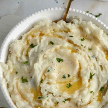 dairy free mashed potatoes in a white bowl