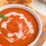 vegan -tomato-soup-in-white-bowl