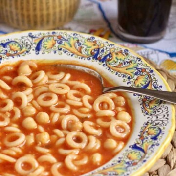 pasta e ceci in a colorful bowl