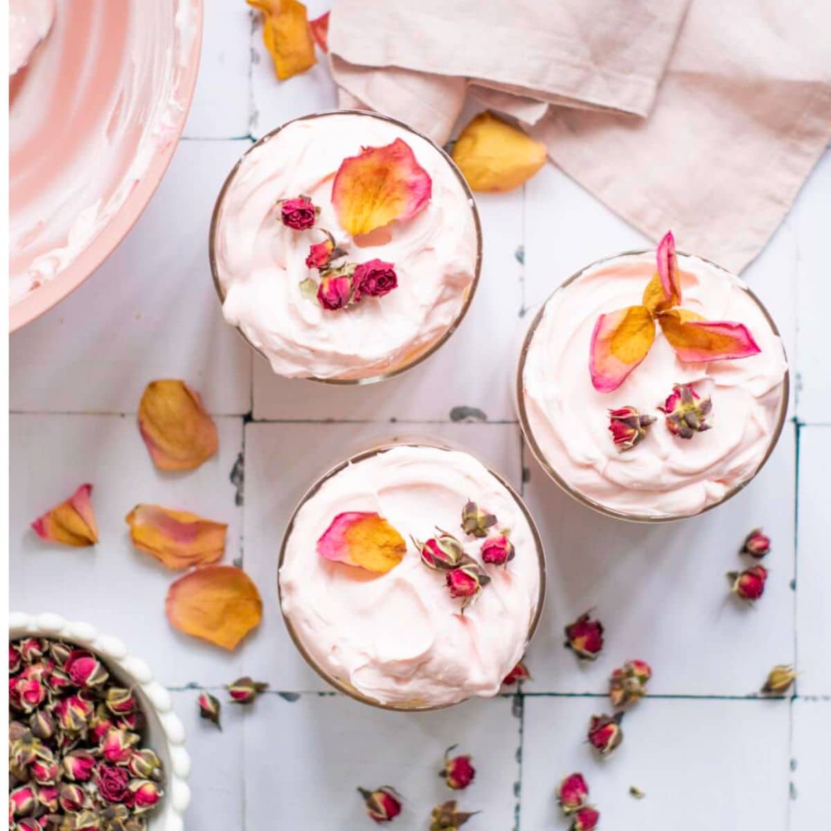 rose tiramisu square image